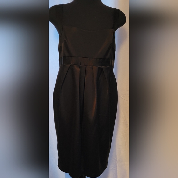 * David Meister Jet Black Satin like fabric mini dress - Picture 1 of 8